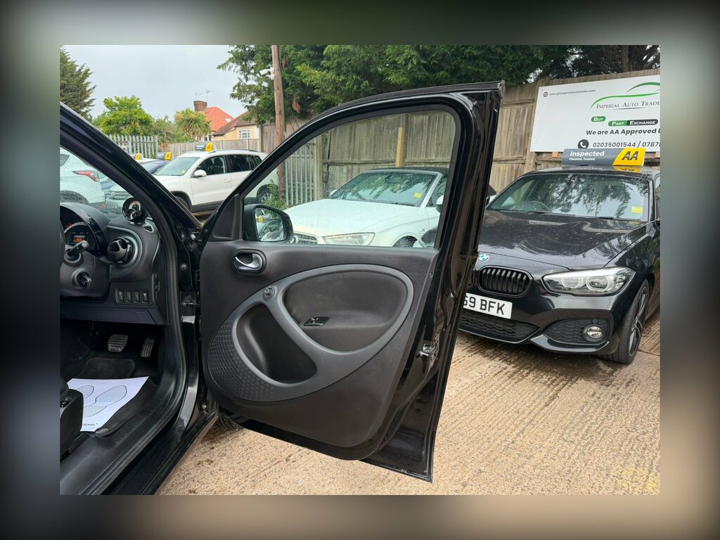 Smart Forfour Eq 17.6Kwh Prime Premium Plus Hatchback Elec Black #31