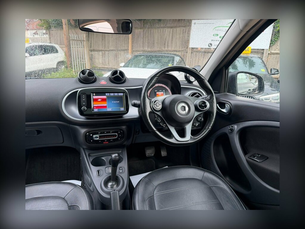 Smart Forfour Eq 17.6Kwh Prime Premium Plus Hatchback Elec Black #8