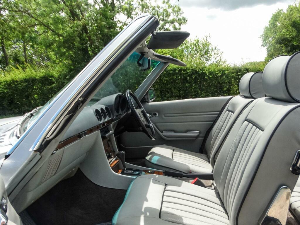 Mercedes-Benz 500 Petrol  #5