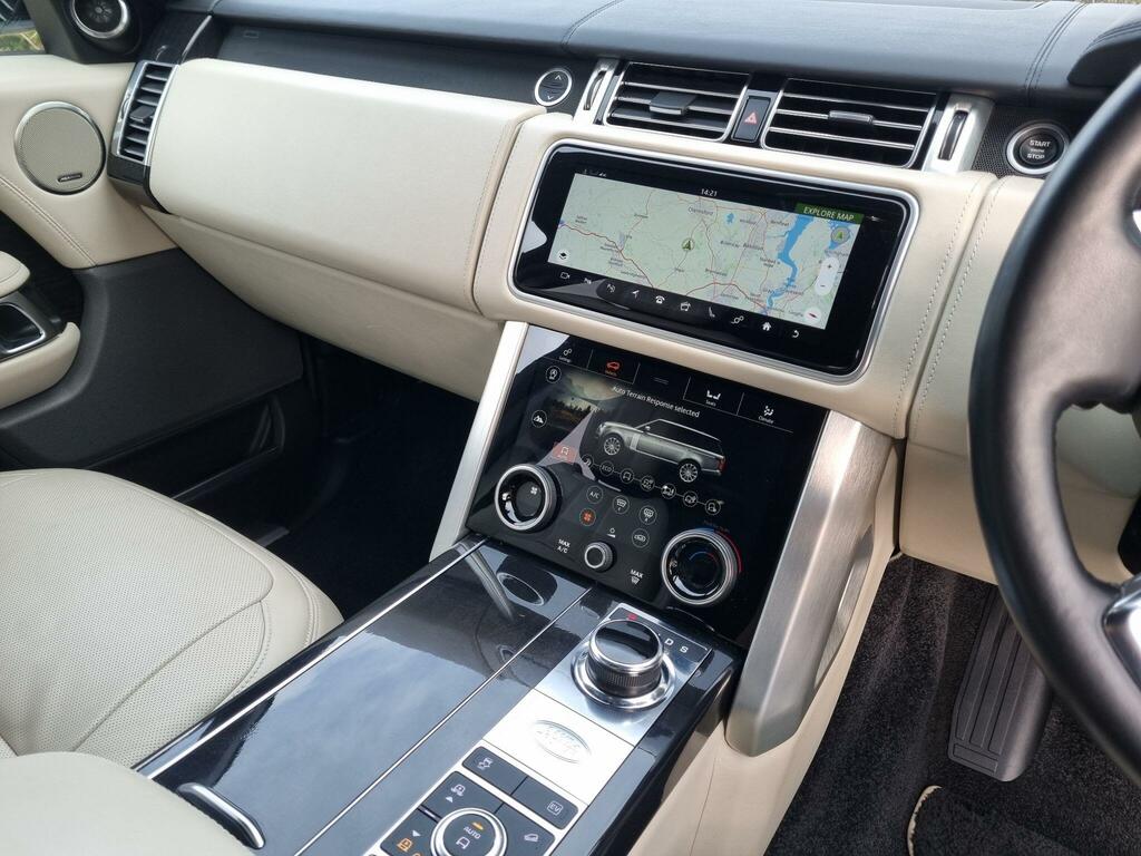 Land Rover Range Rover Range Rover P400e White #6