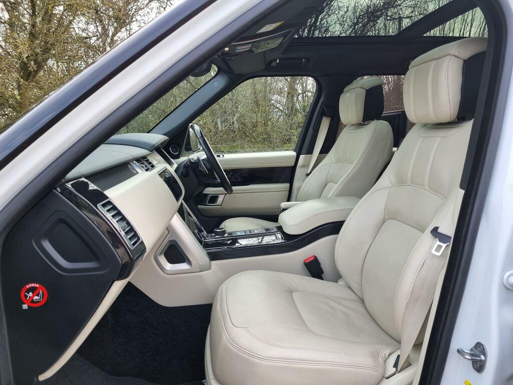 Land Rover Range Rover Range Rover P400e White #3