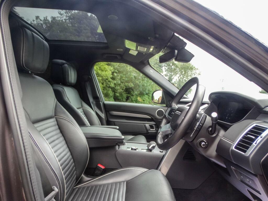 Land Rover Discovery 3 .0 D300 Dynamic Se White #21