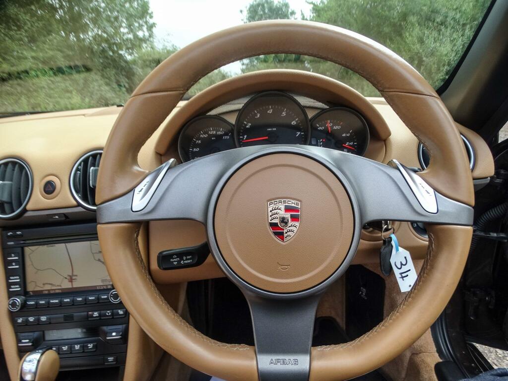 Porsche Boxster 3.4 987 S Convertible White #7