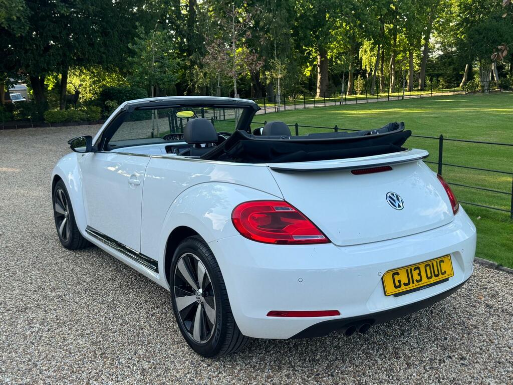 Volkswagen Beetle Petrol #4