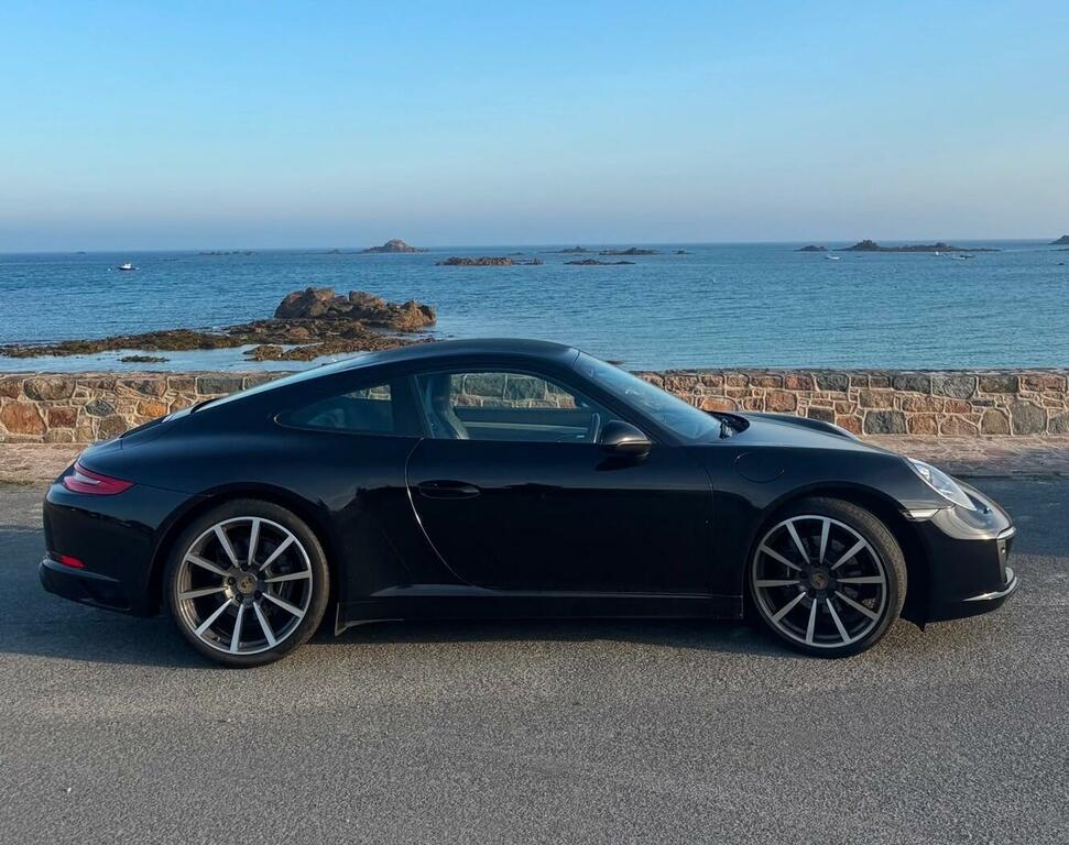 Porsche 911 Petrol