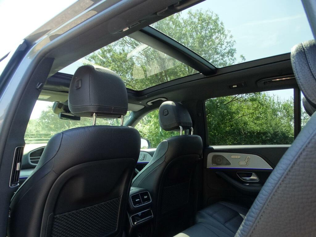 Mercedes-Benz GLS Class 3.0L Gls 350 D 4Matic Amg Line 255 Bhp Black #15