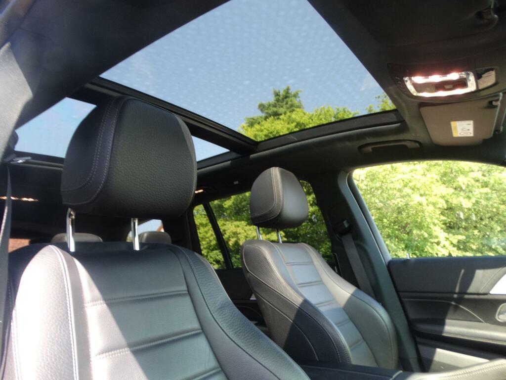 Mercedes-Benz GLS Class 3.0L Gls 350 D 4Matic Amg Line 255 Bhp Black #23