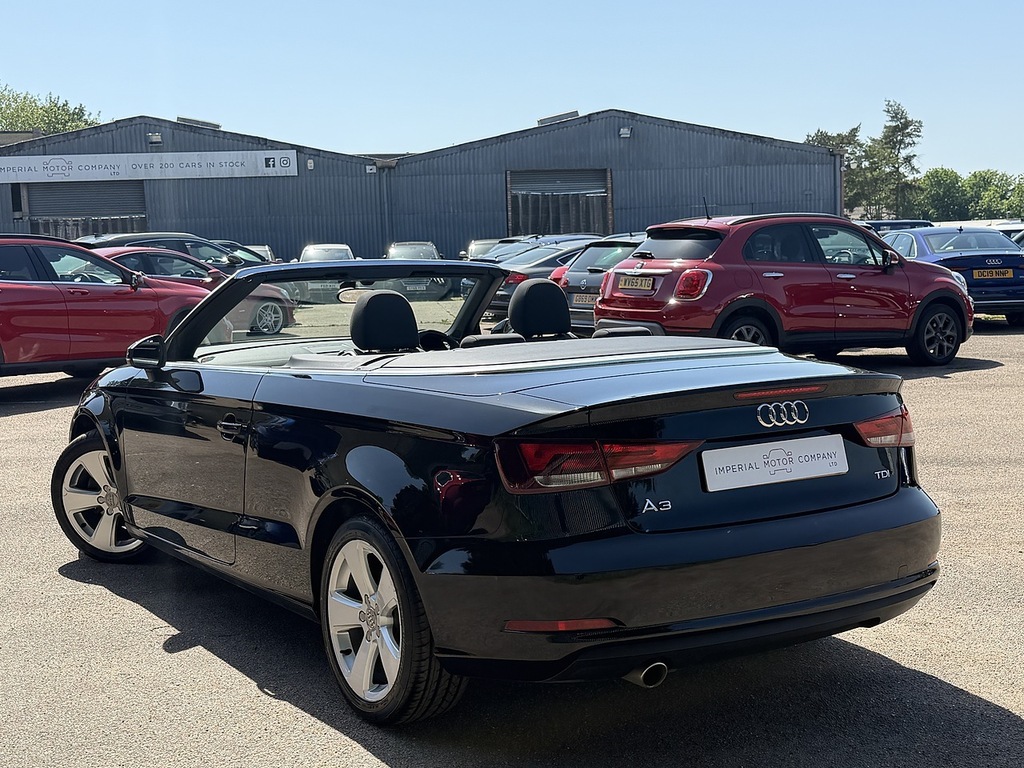 Audi A3 Cabriolet Tdi Sport Black #2