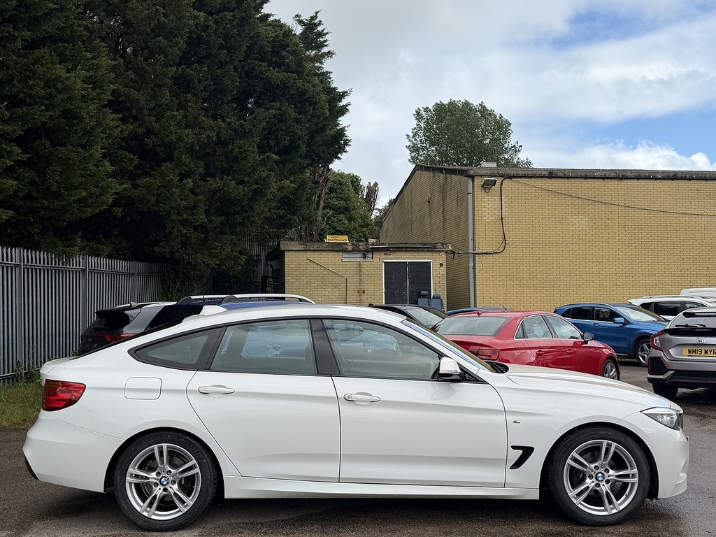 BMW 3 Series Gran Turismo 318D M Sport White #5