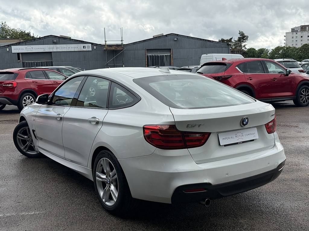 BMW 3 Series Gran Turismo 318D M Sport White #2