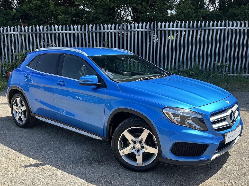 Mercedes-Benz GLA Class Gla200d Amg Line Blue