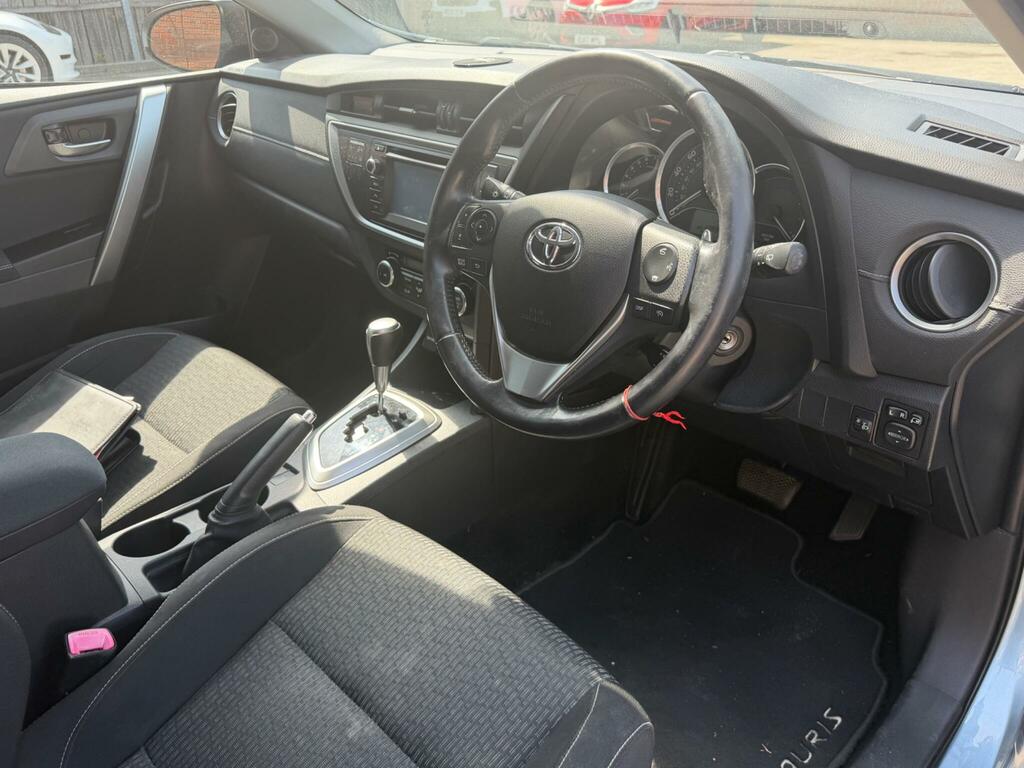 Toyota Auris Icon Plus Blue #3