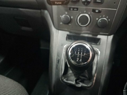 Vauxhall Zafira Expression 16V Blue #33