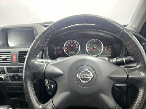 Nissan Almera 1.8 Se Hatchback Gold #36