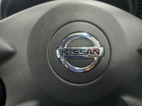 Nissan Almera 1.8 Se Hatchback Gold #42