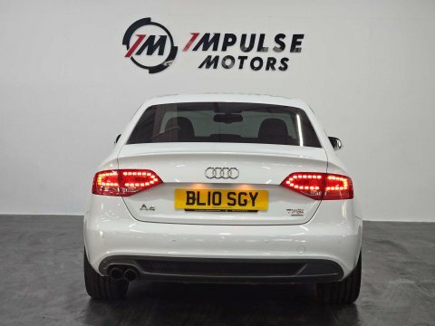 Audi A4 2.0 Tfsi Executive BL10SGY White #6