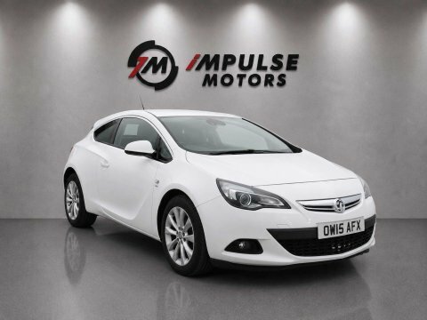 Vauxhall Astra GTC Sri T S White