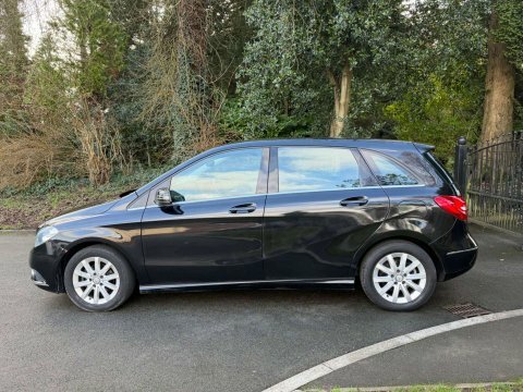 Mercedes-Benz B Class 1.5 B180 Cdi Black #4