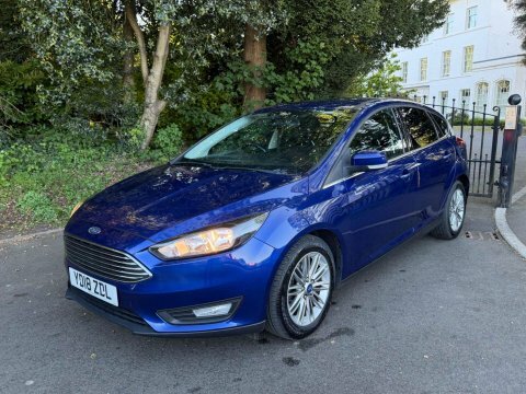 Ford Focus 1.0T Ecoboost Zetec Blue