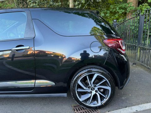 DS DS 3 1.2 Puretech Connected BT67KHY Black #6