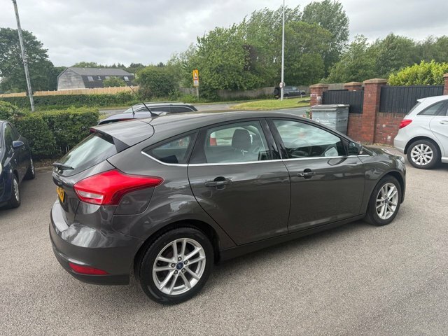 Ford Focus 1.5 Tdci Zetec Hatchback Euro 6 HK66XFM Grey #4