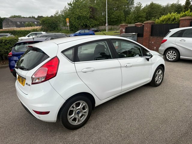 Ford Fiesta 1.6 Tdci Econetic Zetec Hatchback Manua GF63XPK White #4