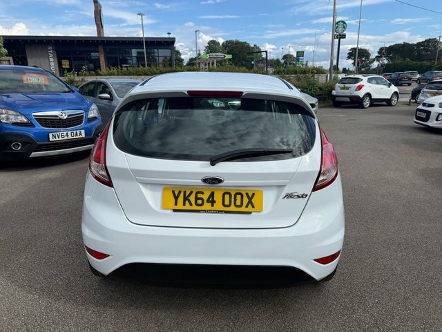 Ford Fiesta 1.25 Zetec Hatchback Euro 5 82 White #5