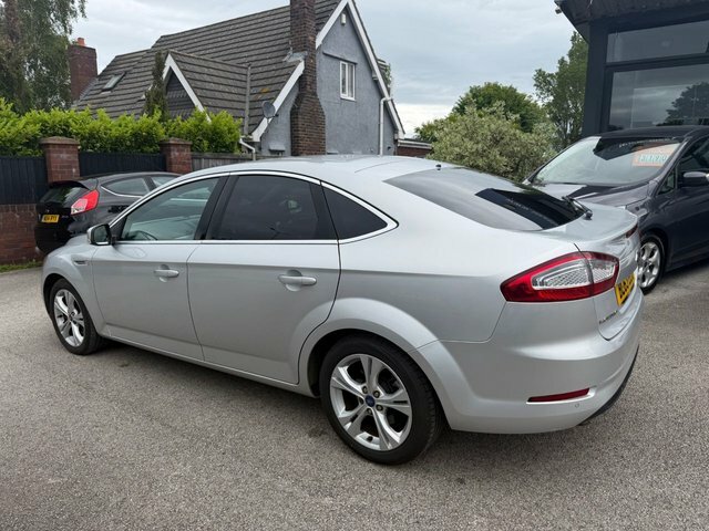 Ford Mondeo 2.0 Tdci Titanium X Business Edition Hatchback Silver #2