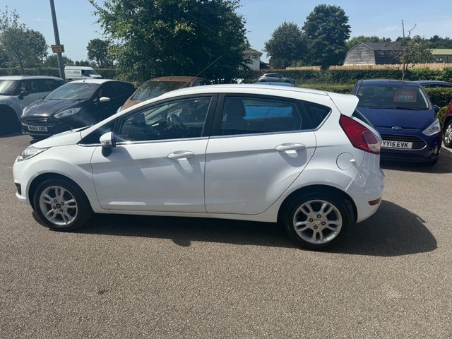 Ford Fiesta 1.5 Tdci Zetec Hatchback Euro 6 FP65WAE White #6