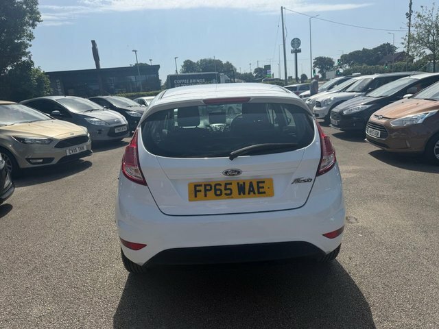 Ford Fiesta 1.5 Tdci Zetec Hatchback Euro 6 FP65WAE White #4