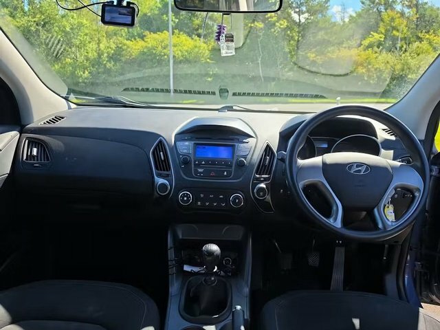 Hyundai Ix35 2.0 Crdi Se 4Wd Euro 5 White #7