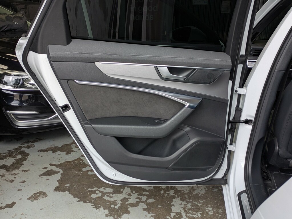 Audi A6 Saloon S Line White #38
