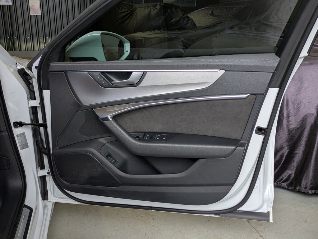 Audi A6 Saloon S Line White #36