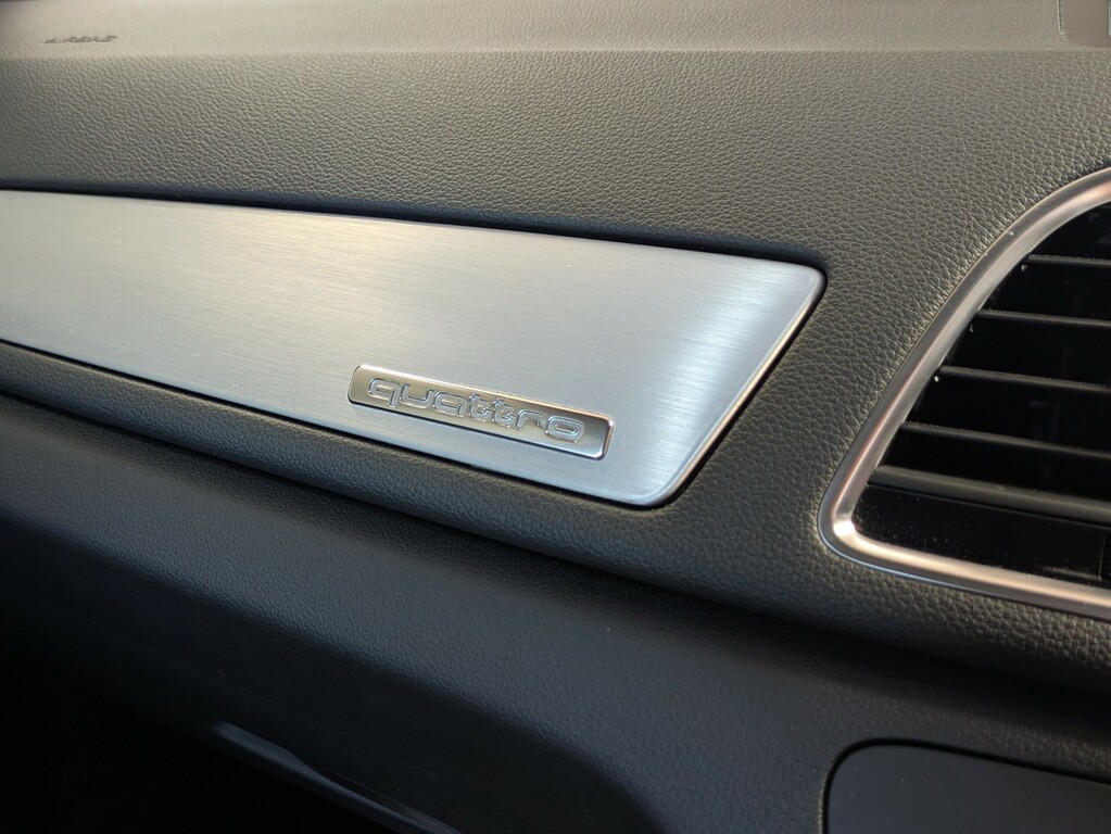 Audi Q3 2.0 Tdi S Line Edition Quattro. Audi Dealer Servic Grey #3