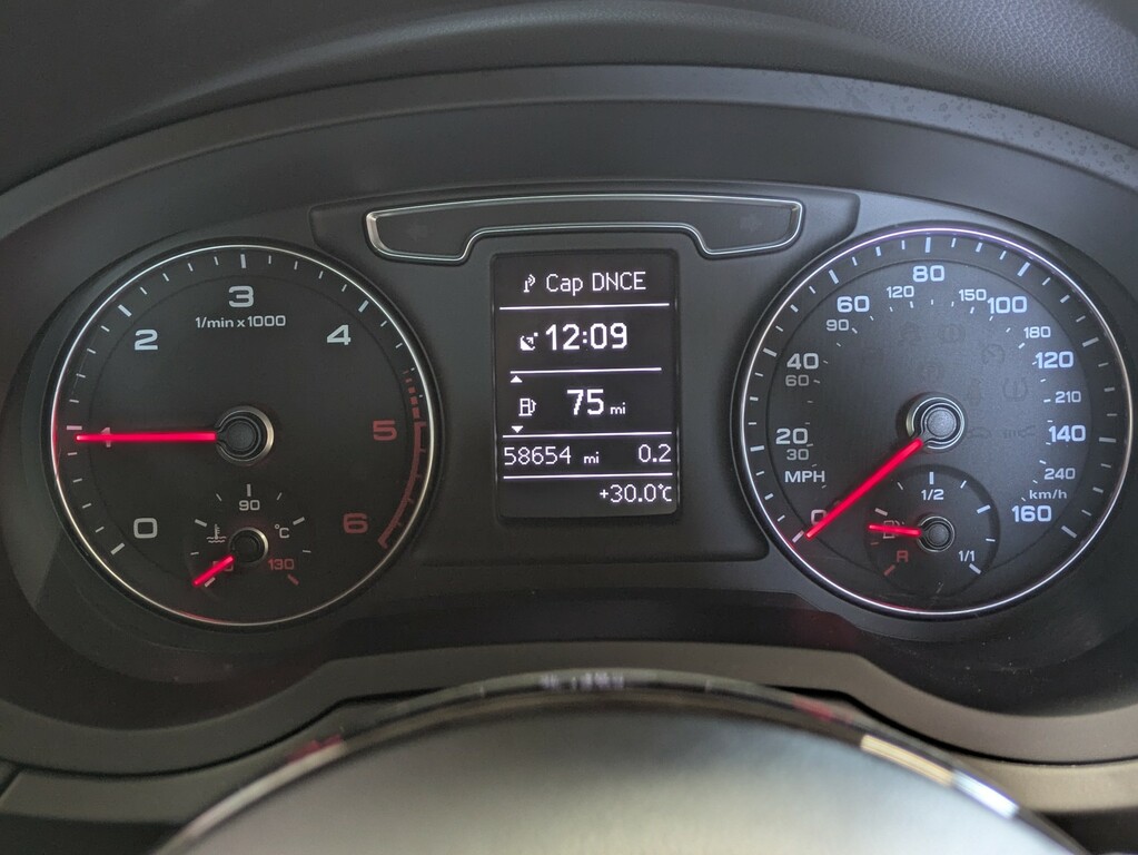 Audi Q3 2.0T Fsi Quattro Black Edition S Tronic Grey #24