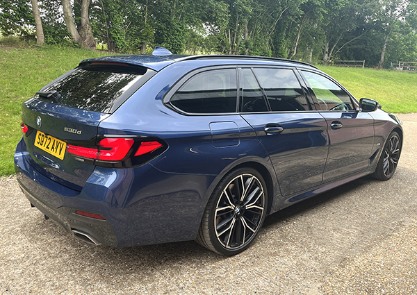 BMW 5 Series Mht Xdrive M Sport Touring Blue #2