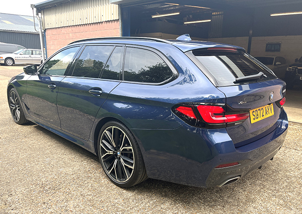 BMW 5 Series Mht Xdrive M Sport Touring Blue #3
