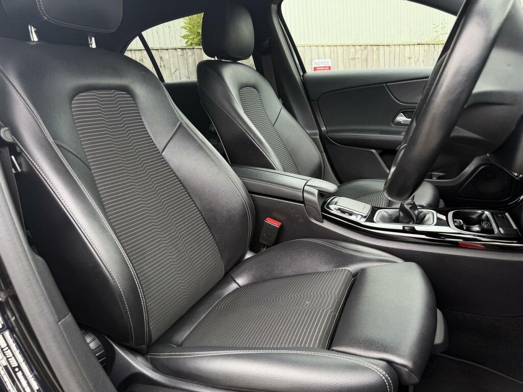 Mercedes-Benz A Class Sport HF69NVH Black #4