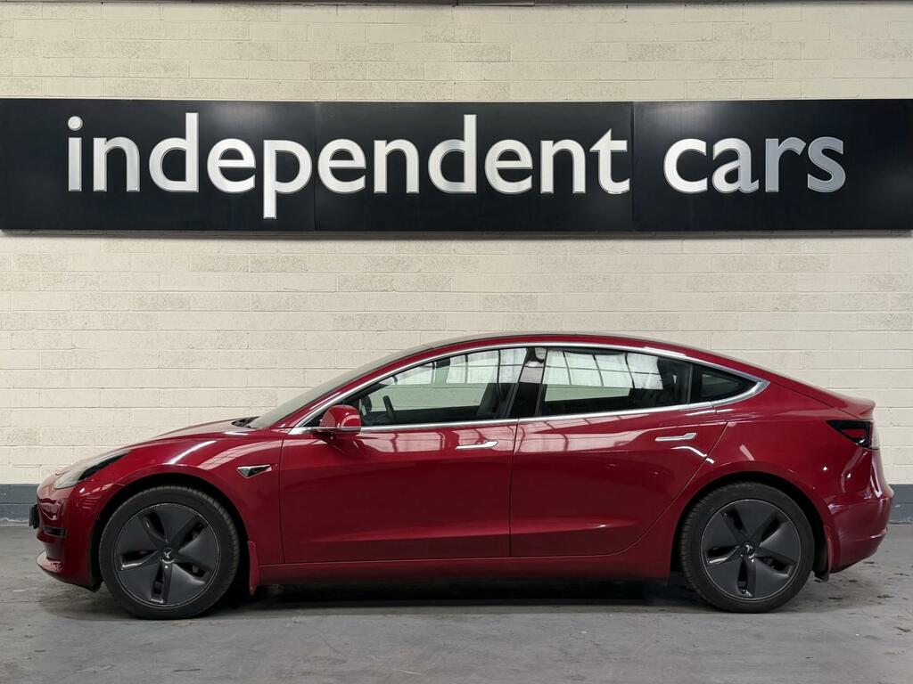 Tesla Model 3 Long Range Red