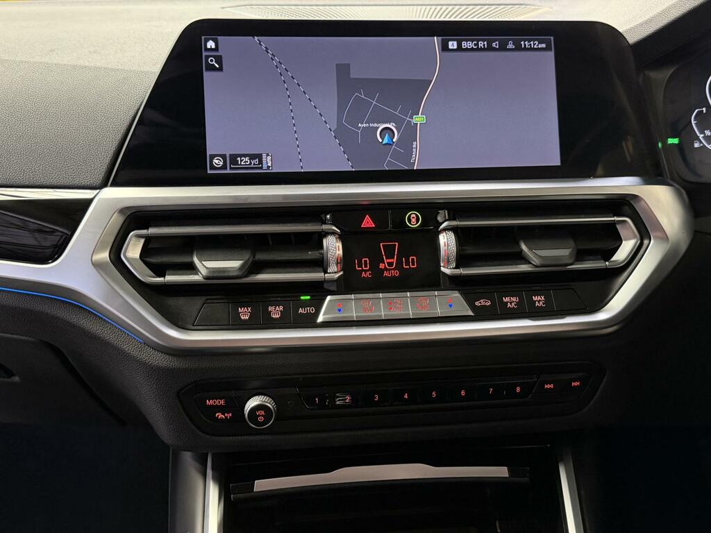 BMW 3 Series Se Pro White #6