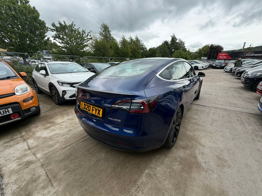 Tesla Model 3 Saloon Dual Motor Performance 2020 