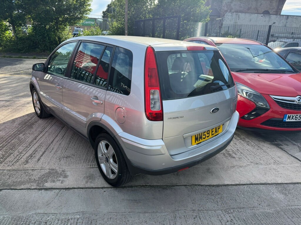 Ford Fusion Hatchback 1.6 Zetec 2010 Silver #6