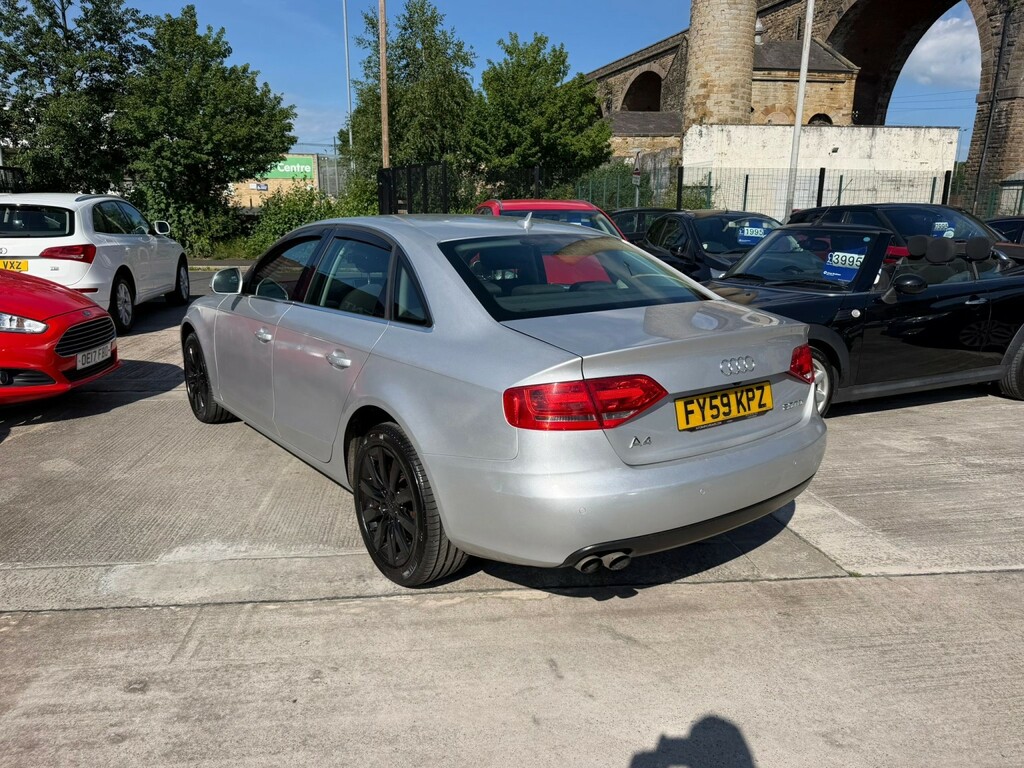 Audi A4 Saloon 2.0 Tdi Executive Se 2009 Silver #2