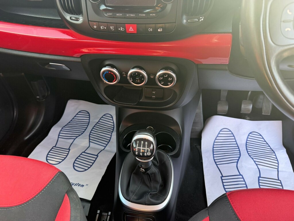 Fiat 500L 1.6L Trekking White #27