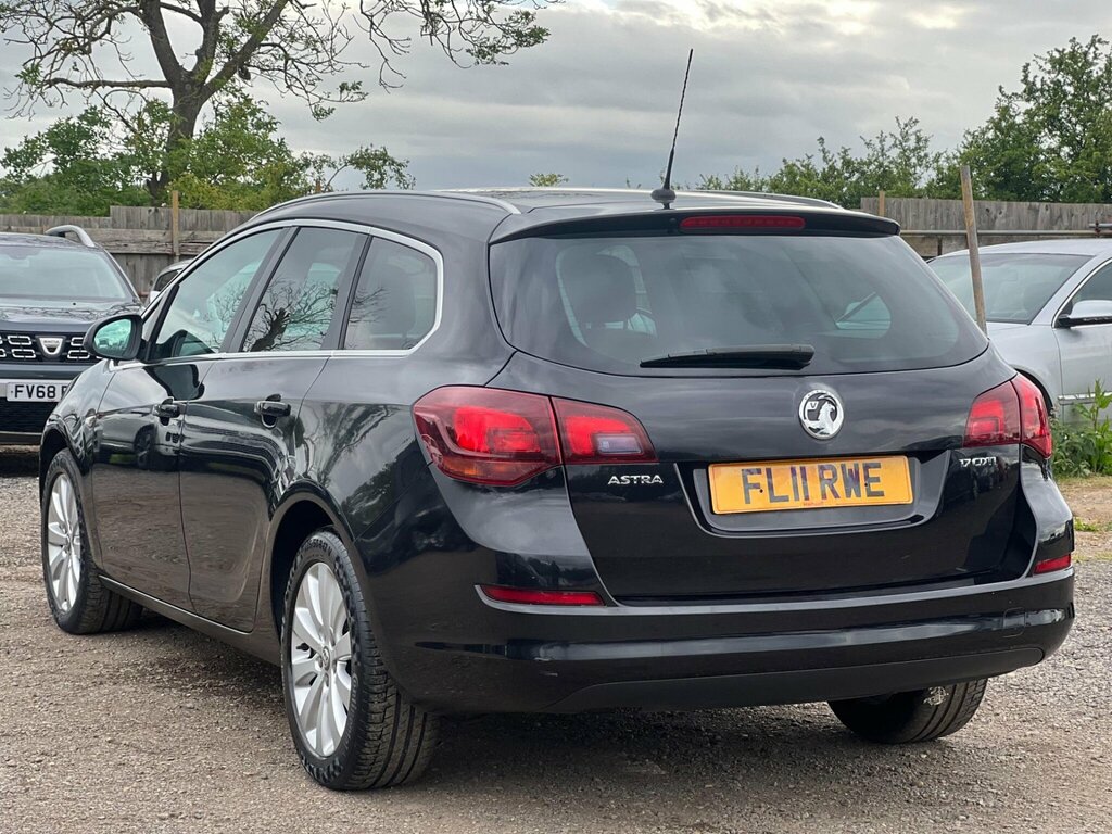 Vauxhall Astra 1.7 Cdti Ecoflex Se Sports Tourer Euro 5 Black #6