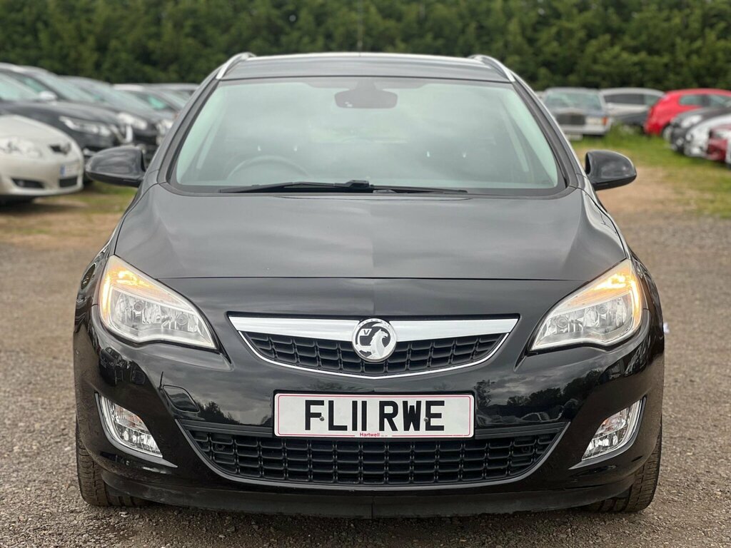 Vauxhall Astra 1.7 Cdti Ecoflex Se Sports Tourer Euro 5 Black #3