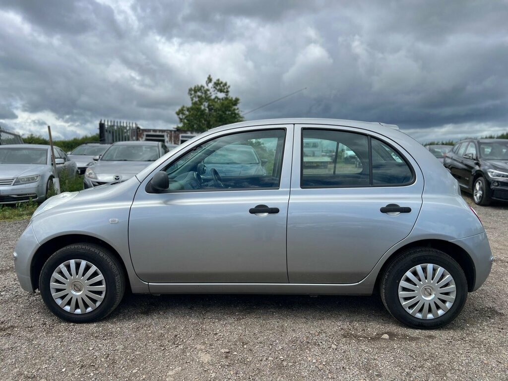 Nissan Micra Acenta Beige #15