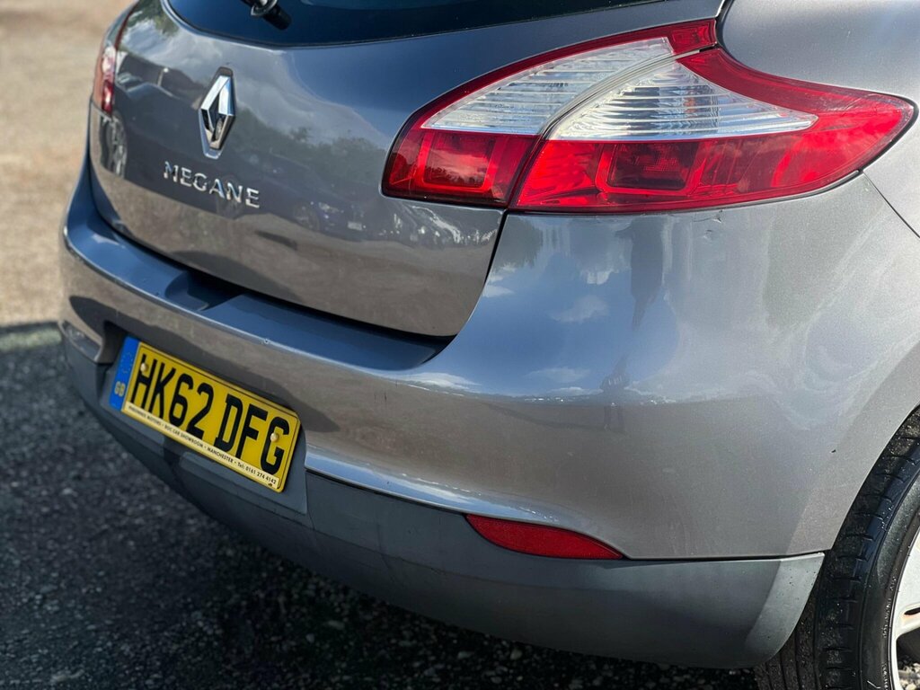 Renault Megane Expression Plus Black #24