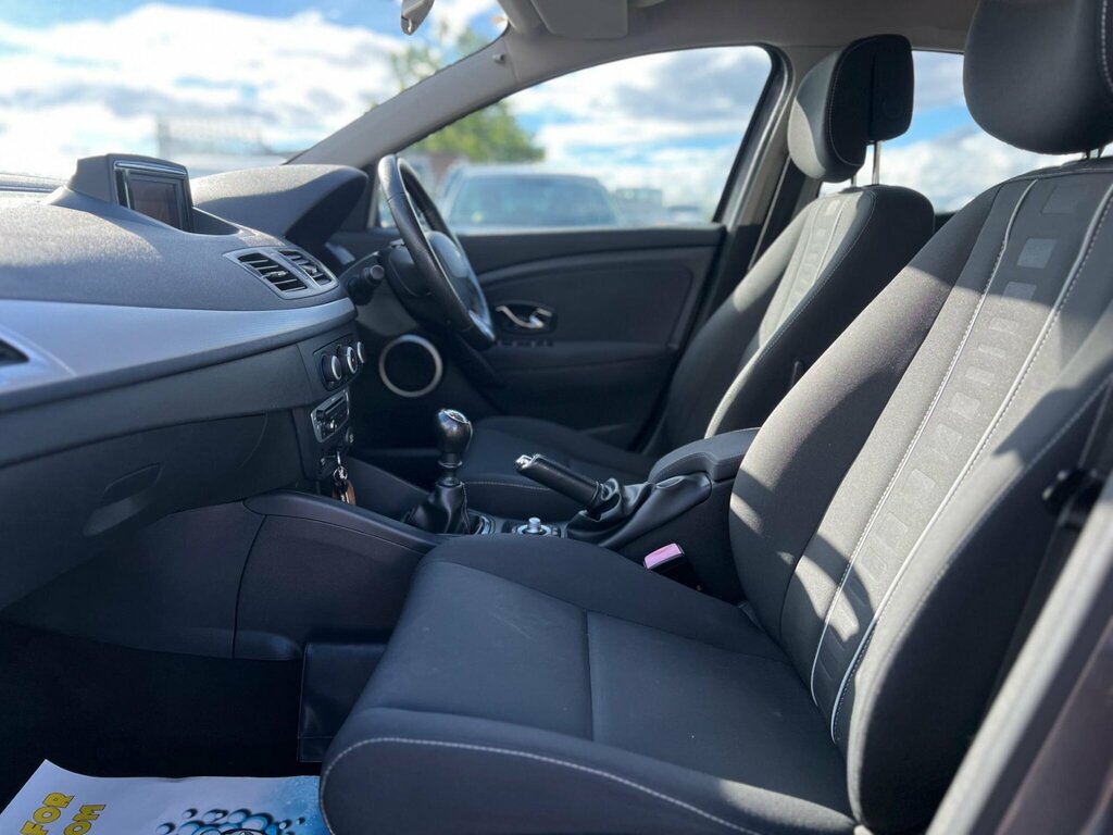 Renault Megane Expression Plus Black #36