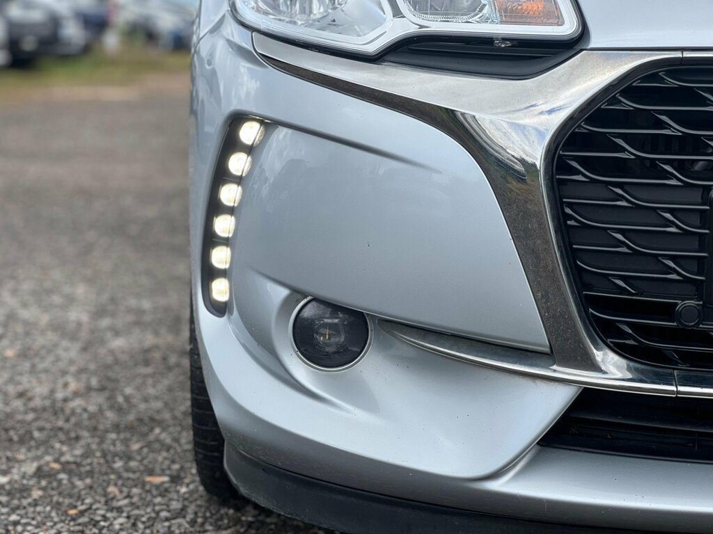 DS DS 3 Puretech Connected Chic White #23